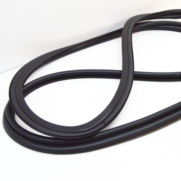 LAND ROVER DISCOVERY SPORT L550 Rear Tailgate Hatch Seal LR178744 NEW GENUINE - Image 3