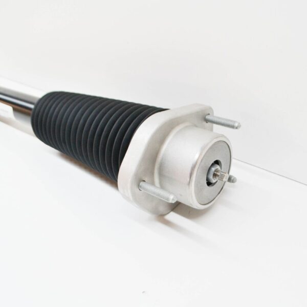 Land Rover Discovery V L462 Rear Shock Absorber LR081567 New Genuine - Image 3