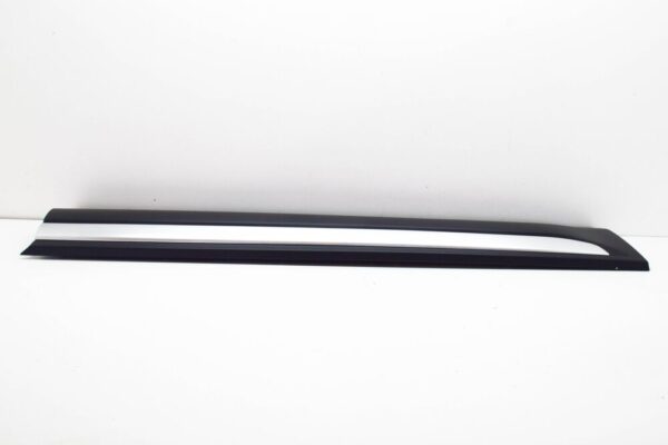 LR084461