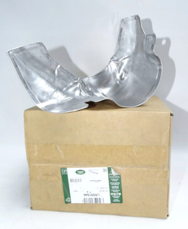 LAND ROVER RANGE ROVER IV L405 Turbocharger Heat Shield LR091546 NEW Original - Image 3