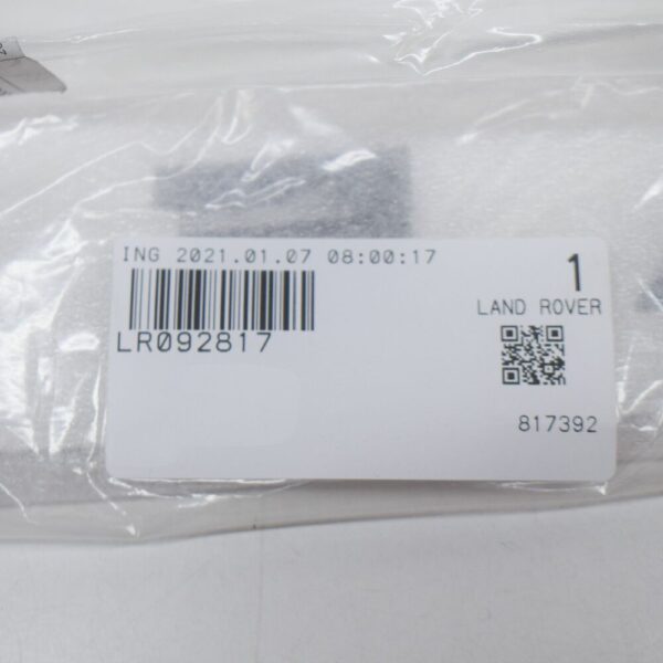 LAND ROVER RANGE ROVER VELAR L560 Hood Emblem LR092817 NEW GENUINE - Image 6
