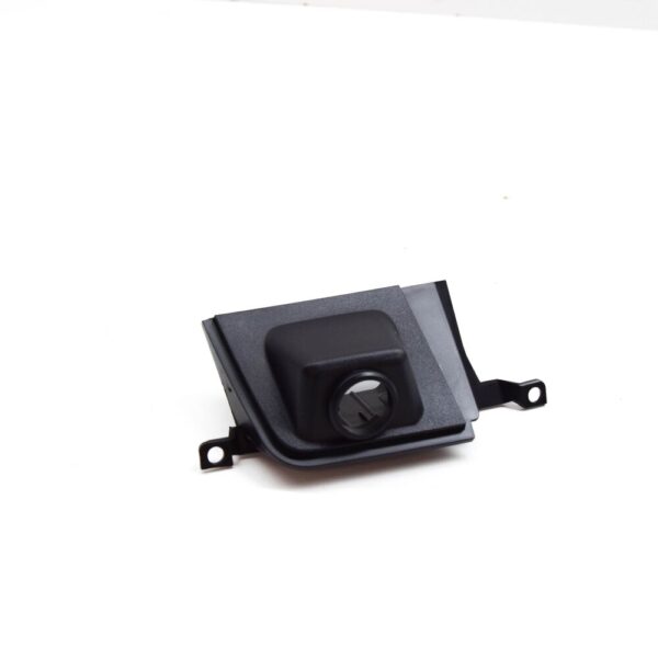 LAND ROVER DISCOVERY SPORT L550 Rear Tailgate Camera Bezel LR096450 NEW GENUINE - Image 3