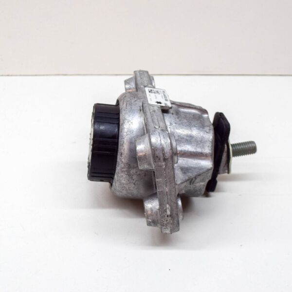LAND ROVER RANGE ROVER L405 Engine Mount LR105970 NEW GENUINE