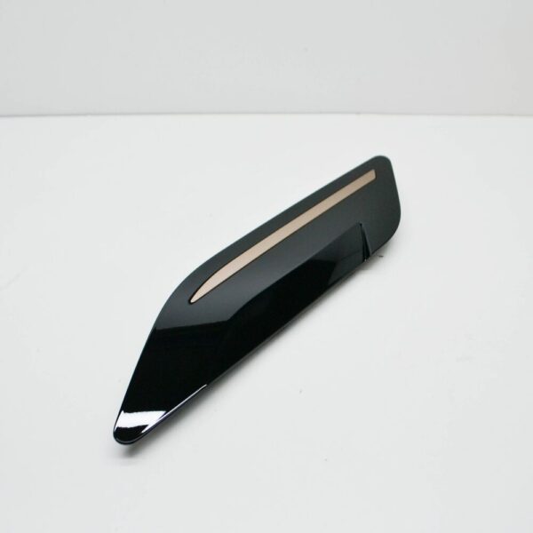 LAND ROVER RANGE ROVER EVOQUE L551 Front Right Hood Vent LR114464 NEW GENUINE