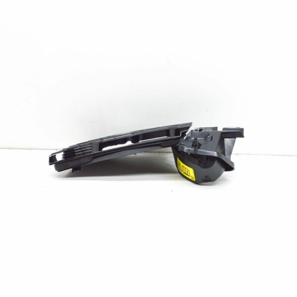 LR RANGE ROVER SPORT II L494 Charger Socket Flap LR115987 NEW GENUINE - Image 5