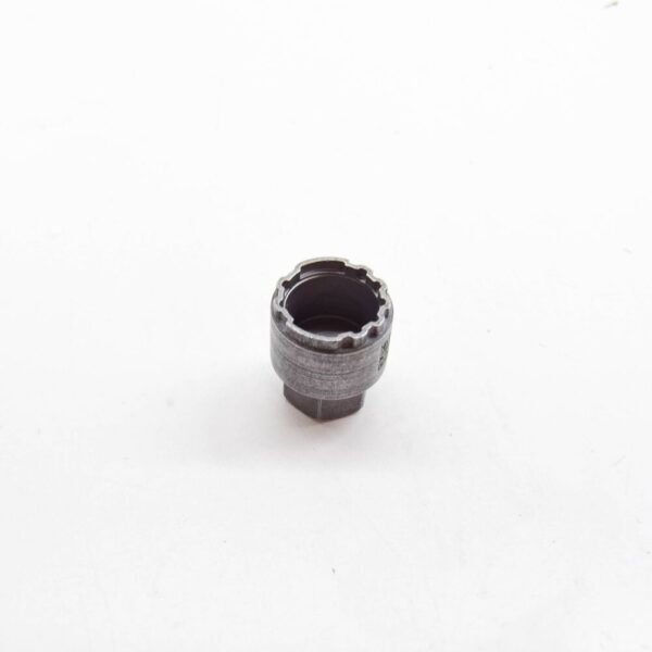 Land Rover Defender L663 Wheel Nut Wrench Adapter LR131207, Genuine Part - Image 3