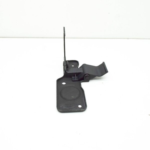 LR Defender L316 bonnet security lock LR132100 original part - Image 3