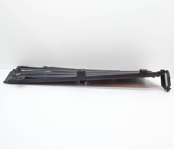 LR RANGE ROVER EVOQUE L551 Radiator Control Top Shutter LR135376 NEW