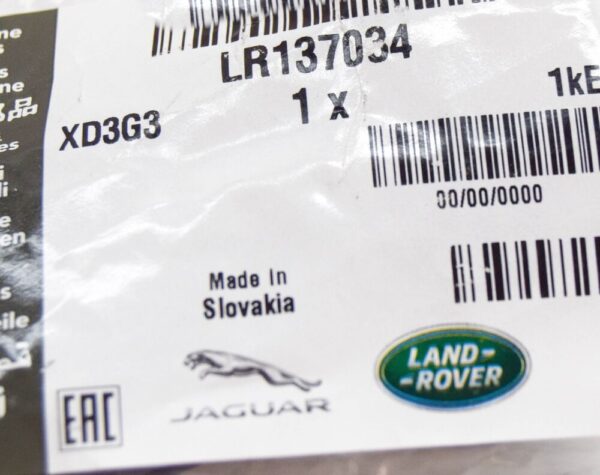LAND ROVER DEFENDER L663 Roof Air Deflector Kit LR137034 NEW GENUINE - Image 6