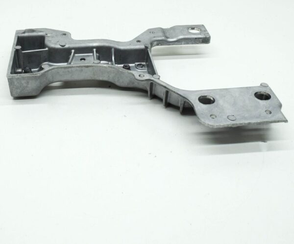 LAND ROVER RANGE ROVER VELAR L560 Front End Right Bracket  LR143160 New Genuine