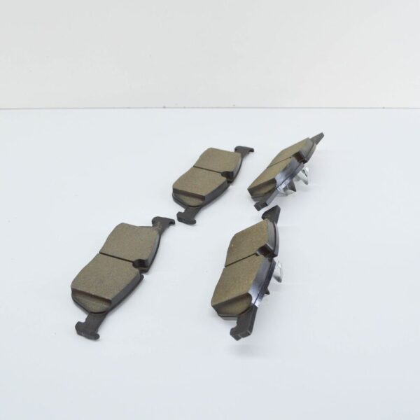 LAND ROVER RANGE ROVER VELAR L560 Front Brake Pad Set LR160438 NEW GENUINE