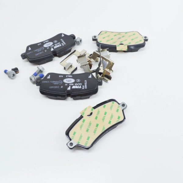 LAND ROVER DISCOVERY V L462 Rear Wheel Brake Pads Set LR164821 NEW - Image 5