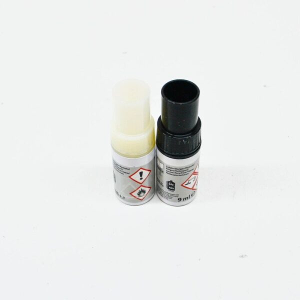 Audi VW Ibis White Touch Up Paint Set LST0U2Y9C NEW ORIGINAL - Image 3