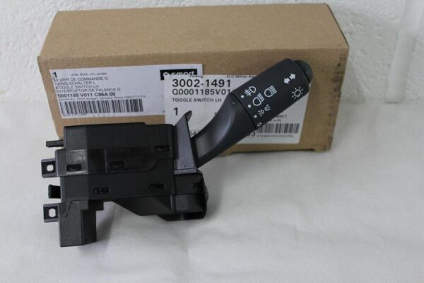 Smart FORTWO 450 Original Headlight Ignition Switch Q0001185V011C96A00 - Image 4