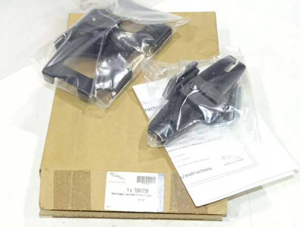 Jaguar F-PACE X761 iPad Holder Mini T2H7758 NEW ORIGINAL - Image 3