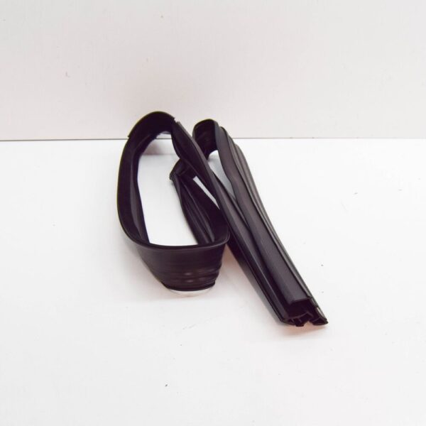 Jaguar F-Pace X761 Front Right Door Seal T4A34829 NEW GENUINE - Image 5