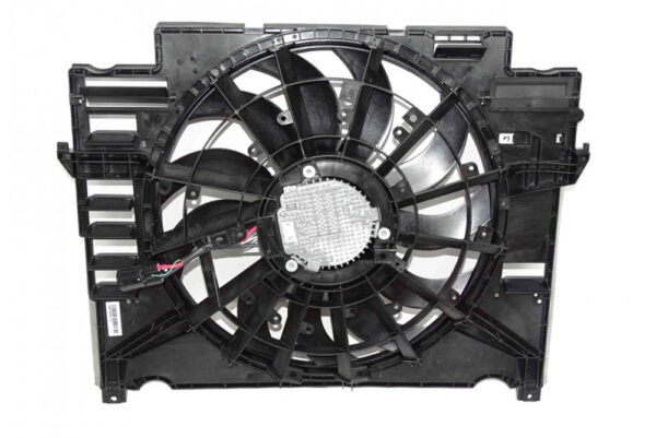 Jaguar F-PACE X761 Radiator Fan and Trim T4A38660, Original Part - Image 3