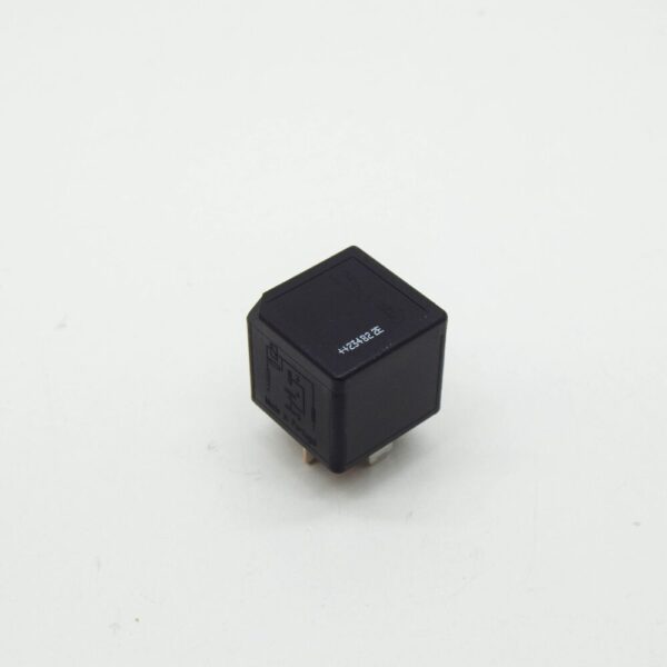 JAGUAR XF X250 Accessories Power Relay T4N15705 NEW