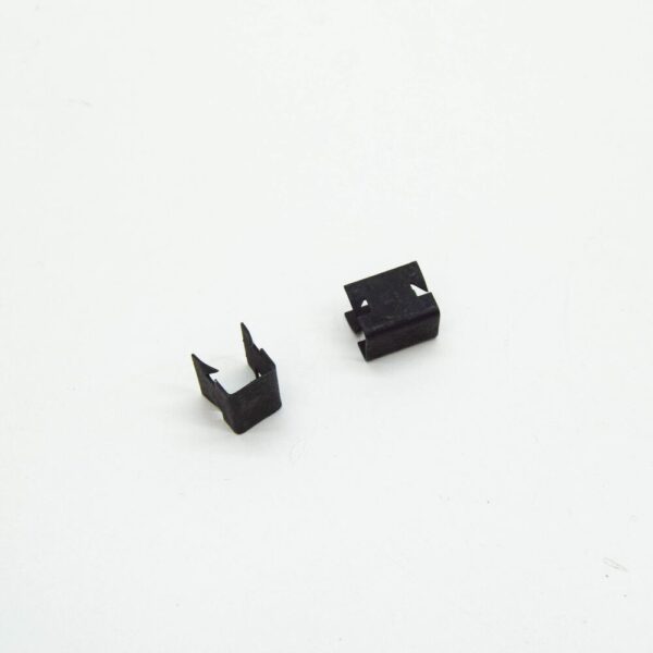 Jaguar XE X760 Rear Mud Flap Clip T4N16296 NEW GENUINE - Image 3