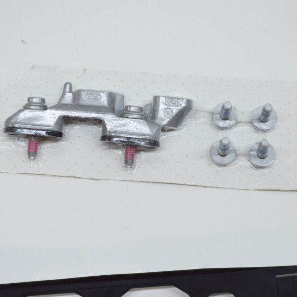 LAND ROVER DISCOVERY V L462 Roof Rail Kit VPLR0155 NEW - Image 6