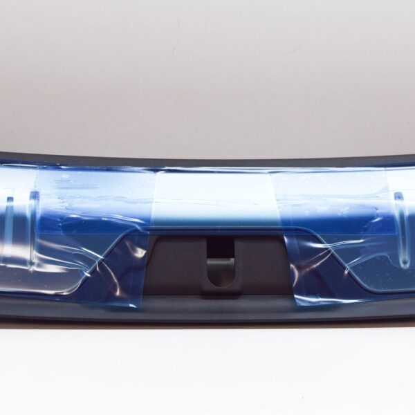 RR Range Rover Velar L560 rear door entry strip VPLYS0456 part