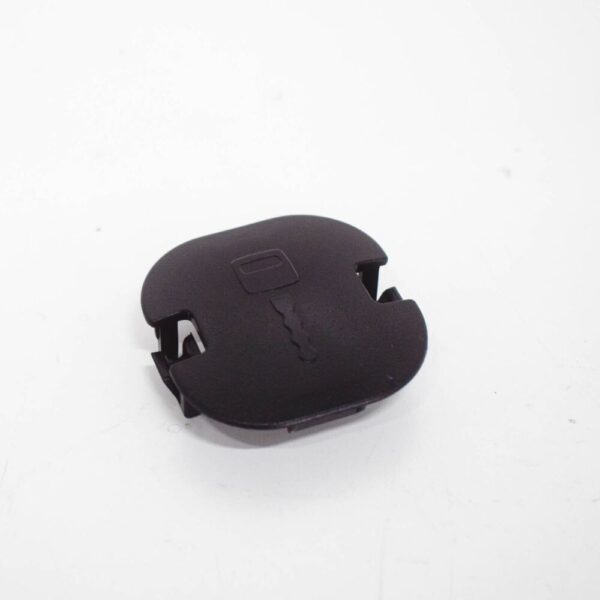 Volvo S60 MK1 Rear Trunk Lid Plug 30634231 NEW GENUINE - Image 6