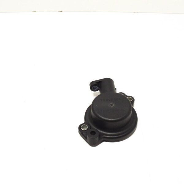 Volvo S60 MK1 motor camshaft sensor housing 30650664 new - Image 3