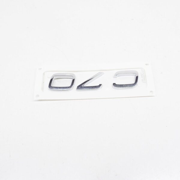 Volvo C70 MK2 emblem C70 30744331 NEW ORIGINAL - Image 3