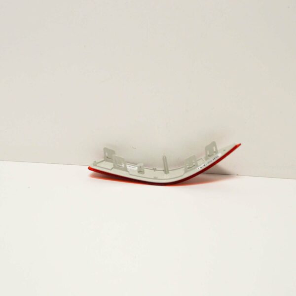 NEW VOLVO XC70 MK2 REAR BUMPER LEFT SIDE REFLECTOR 30744511 - Image 5