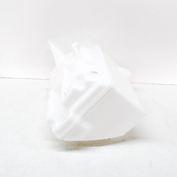 Volvo XC60 Window Washer Tank 30753424 NEW GENUINE - Image 5