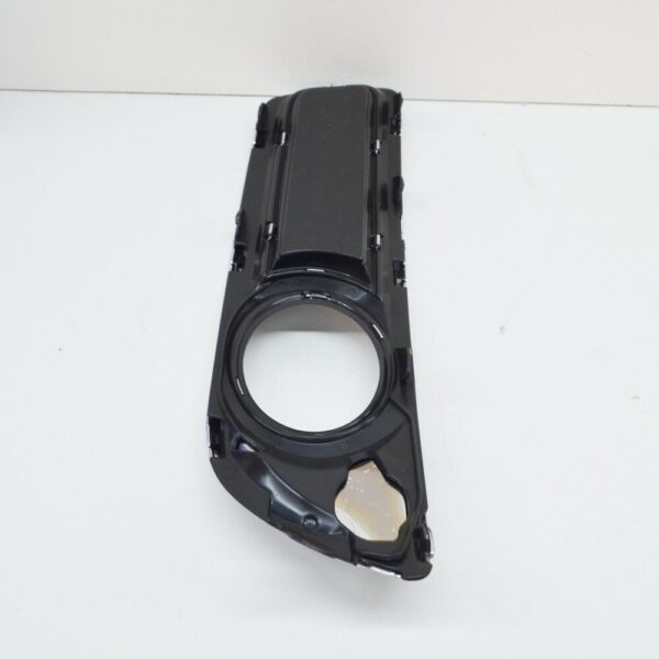 Volvo XC70 MK2 Fog Light Frame Kit 30756579, Original Part - Image 6