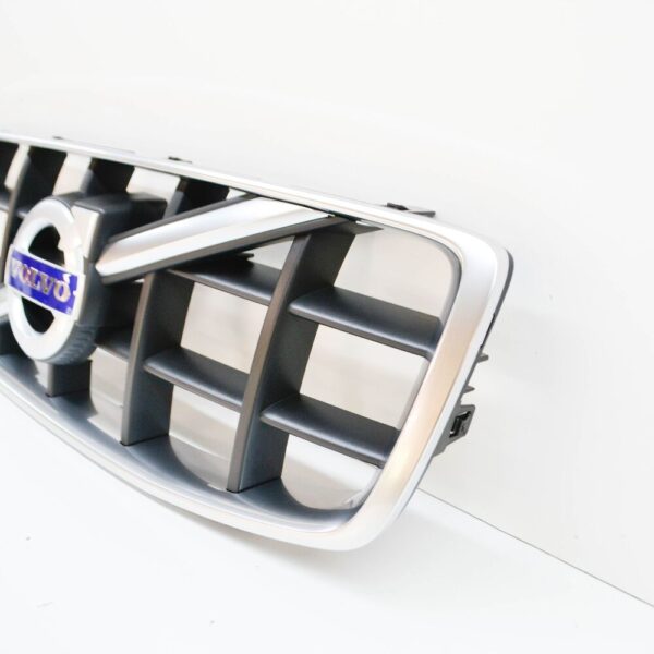 Volvo V70 III BW MK3 Radiator Grill Front 30756998 NEW - Image 3