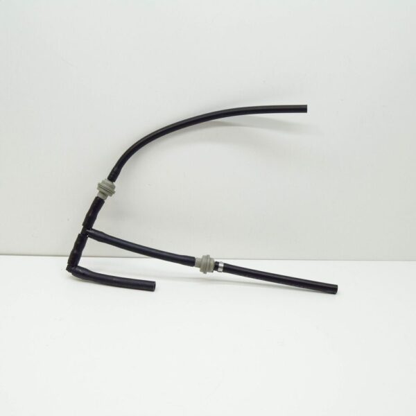 Volvo V70 MK2 Evaporative Emission Hose 30757307 NEW