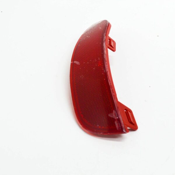 Volvo V50 Right Rear Bumper Reflector Lens 30763346 NEW GENUINE - Image 3