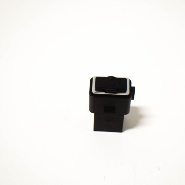 VOLVO XC70 MK2 USB AUX Jack 30775252 NEW GENUINE