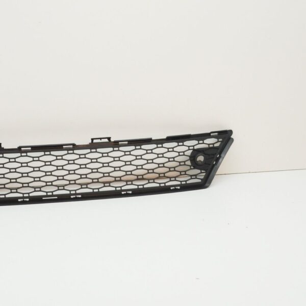 VOLVO XC70 MK2 RADIATOR GRILLE 30796475 NEW GENUINE - Image 6