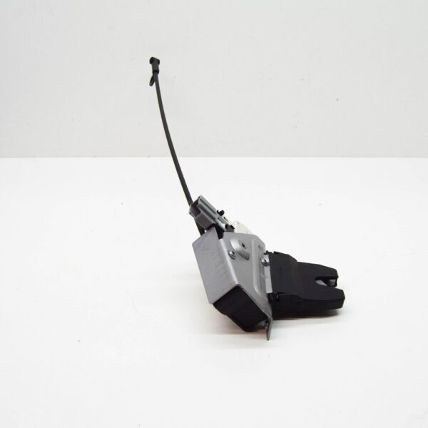 Volvo S60 MK1 Rear Tailgate Lock 31253048 NEW GENUINE