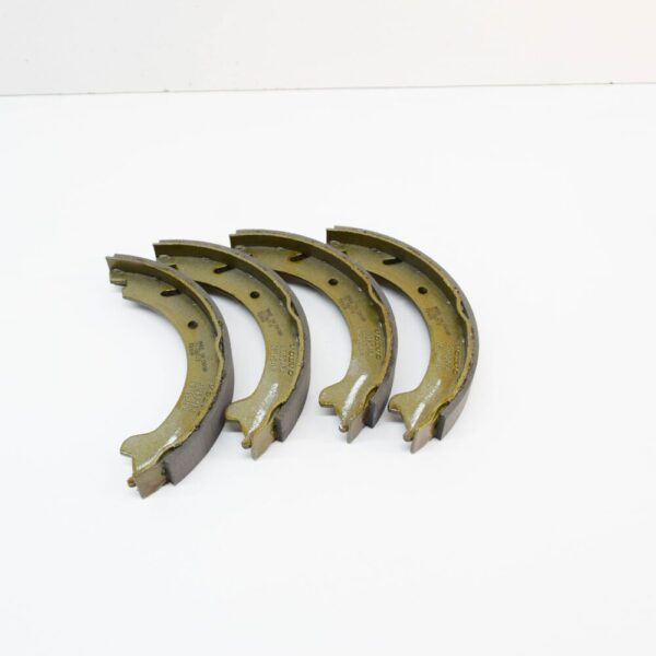 Volvo V70 MK1 Park Brake Shoes 31262626 NEW GENUINE - Image 3