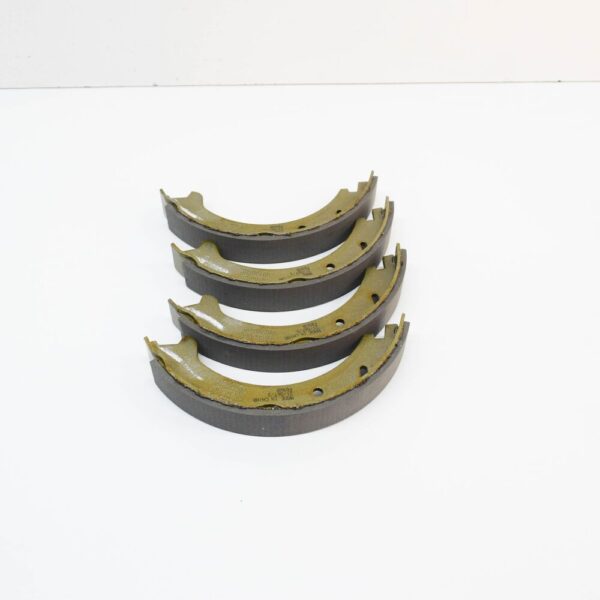 Volvo V70 MK1 Park Brake Shoes 31262626 NEW GENUINE