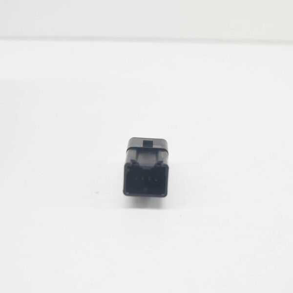 Volvo C30 Auxiliary USB Input Female 31285608 NEW Original - Image 6