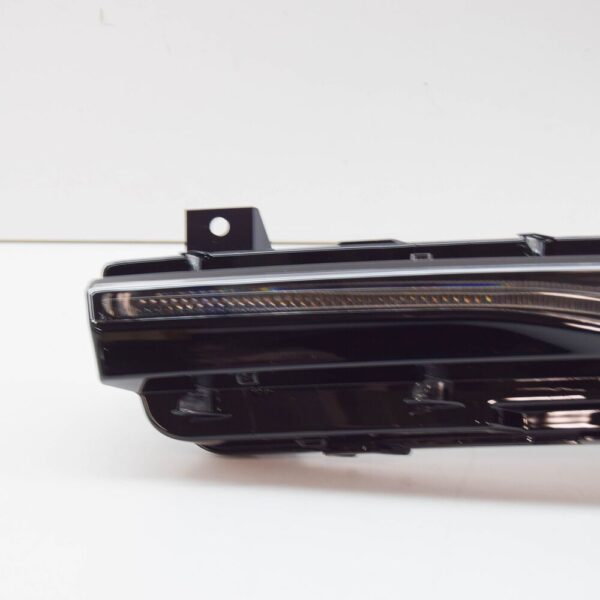 VOLVO V40 Front Right Led Position Lamp 31290579 NEW GENUINE - Image 6
