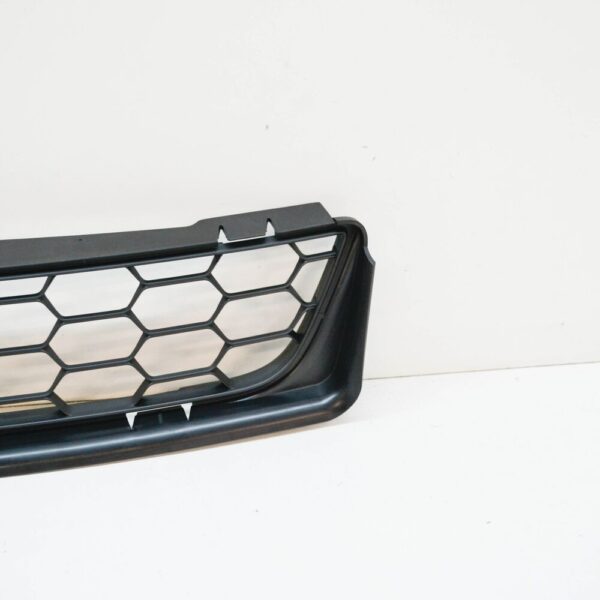 Volvo C30 Front Lower Bumper Grid 31298075 NEW GENUINE - Image 5