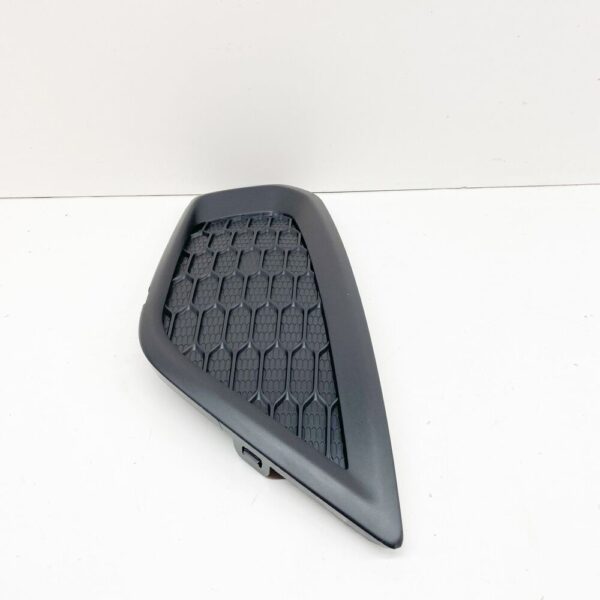 Volvo C30 Front Left Lower Bumper Cover 31298169 NEW GENUINE - Image 3