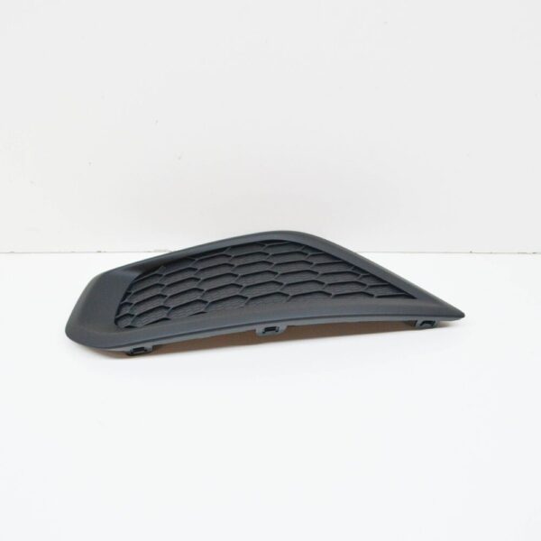 Volvo C30 Front Bumper Right Cover 31298170 NEW GENUINE - Image 3