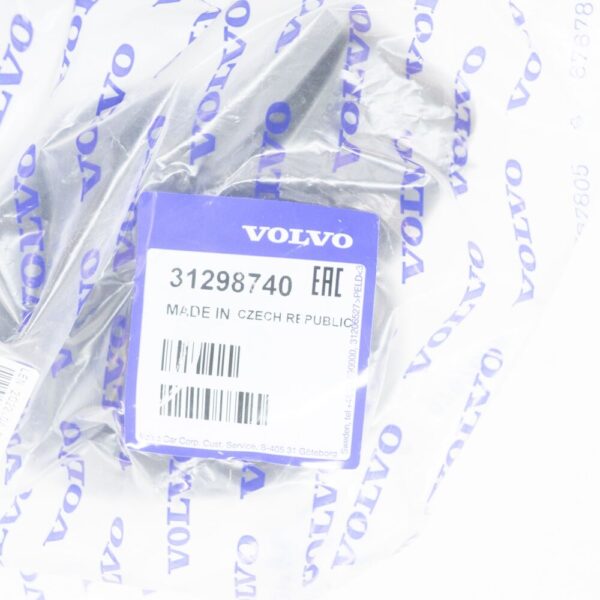 Volvo XC60 MK1 fuel flap 31298740 NEW ORIGINAL - Image 6