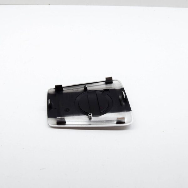Volvo V60 MK1 Engone Cover Emblem Badge 31319188 NEW GENUINE - Image 3