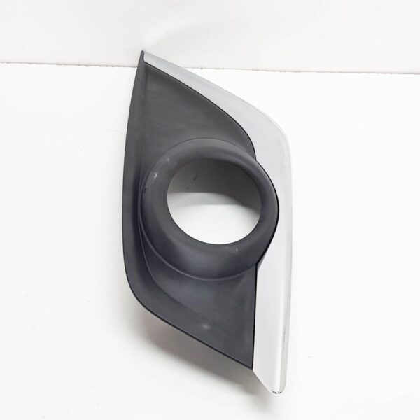 Volvo C70 MK2 Front Left Fog Lamp Bezel 31323592 NEW GENUINE - Image 5