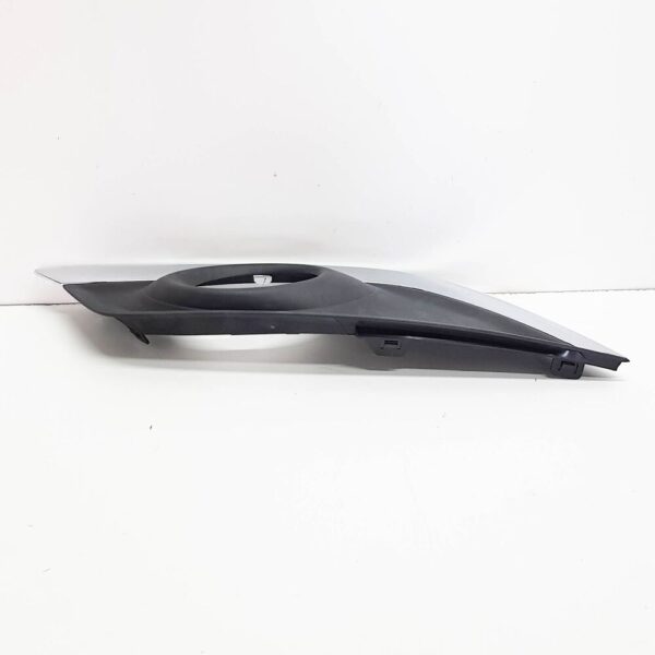 Volvo C70 MK2 front right fog bezel 31323593 NEW original - Image 6