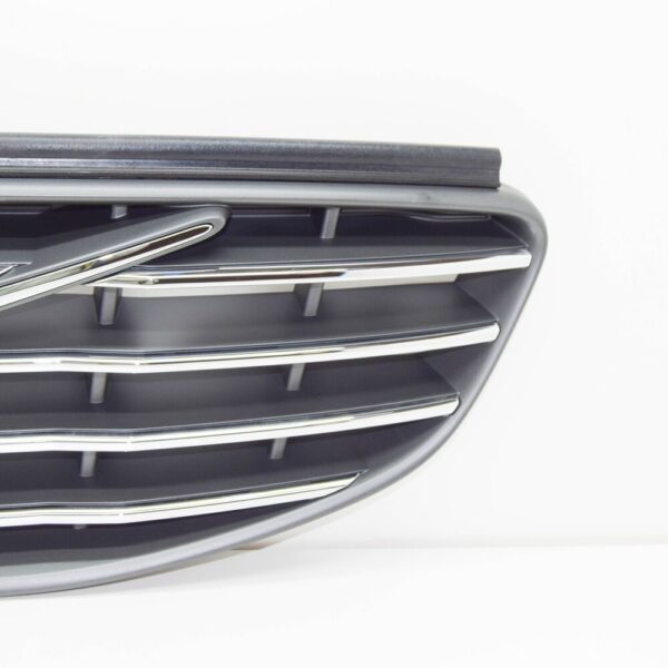 Volvo XC60 MK1 radiator grille front 31333832 new - Image 3