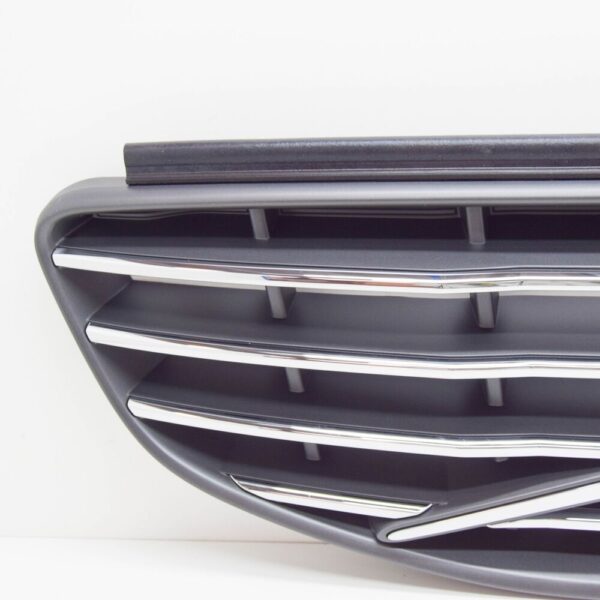 Volvo XC60 MK1 radiator grille front 31333832 new - Image 5
